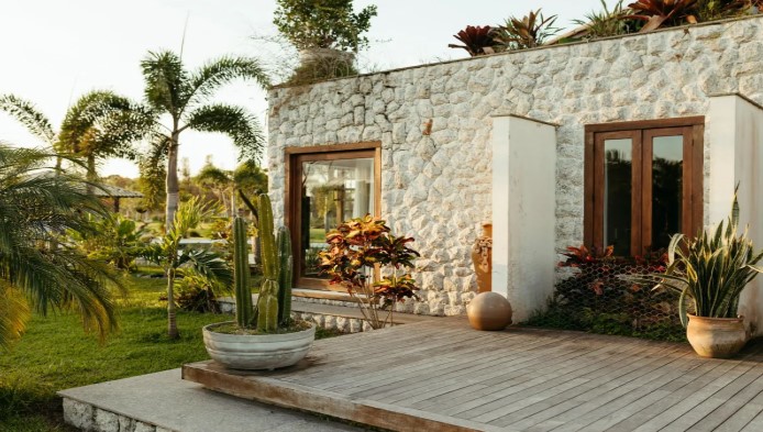 Maximizing Small Deck Spaces: Design Tips and Solutions for Limited Outdoor Areas