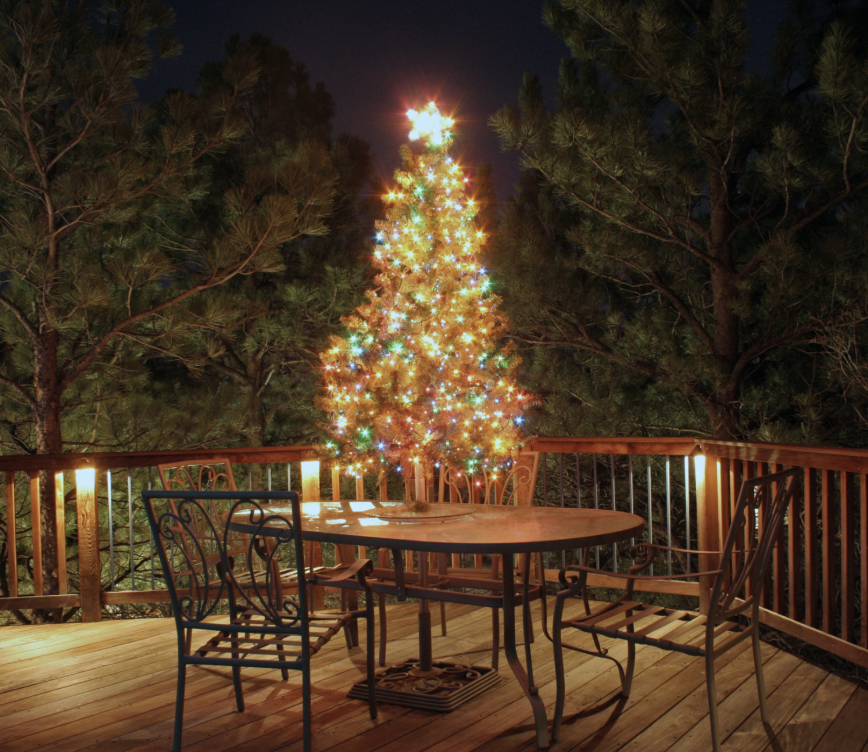 Holiday Lighting Ideas for Your Trex Deck