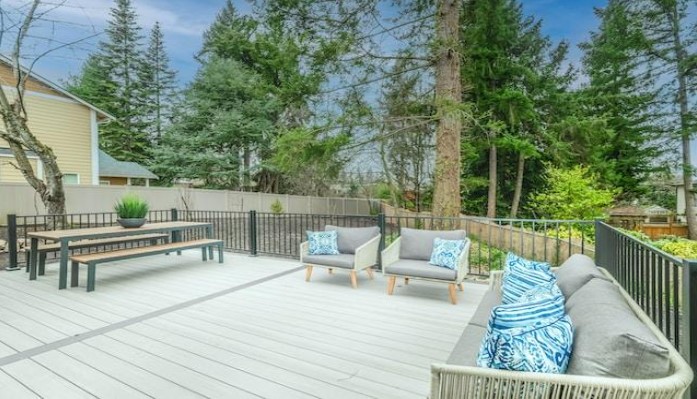 5 Features That Make Your Deck a Perfect Outdoor Space