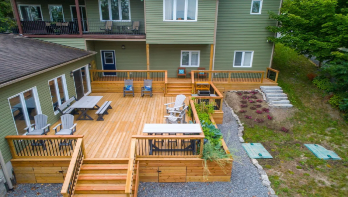 Decking Out Your Space: Signs It’s Time for an Upgrade
